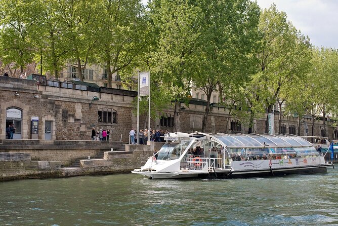 Paris: Batobus Hop-On Hop-Off Cruise & Landmarks Audio Tour - Practical Details and Operational Hours