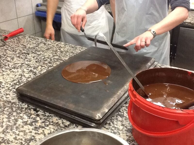 Paris: Behind the Scenes Bakery Tour with Breakfast - Breakfast: Croissants and Pain au Chocolat