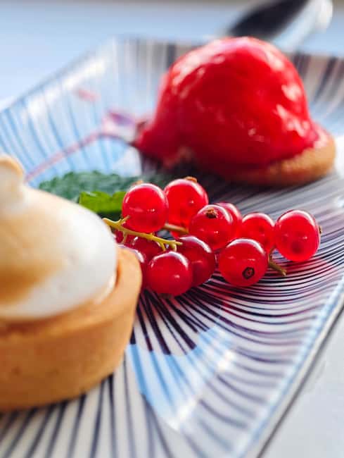 Paris : Bistronomic early dinner cruise - Onboard Experience and Cuisine