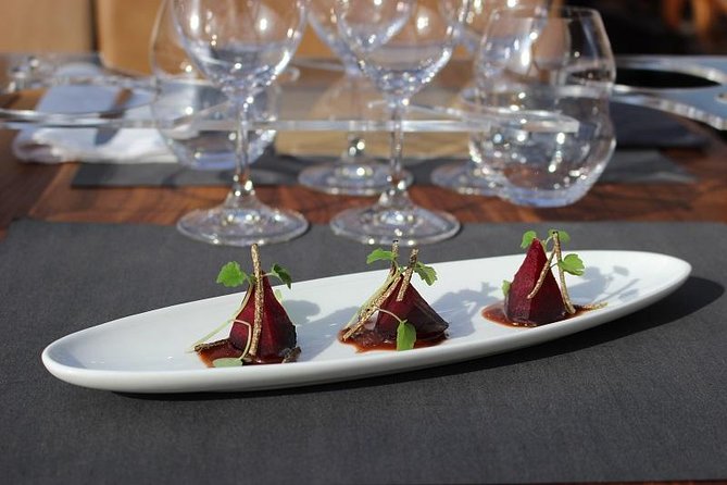 Paris Bustronome Gourmet Sightseeing Lunch on a Panoramic Bus - The Stops and Iconic Landmarks You Pass