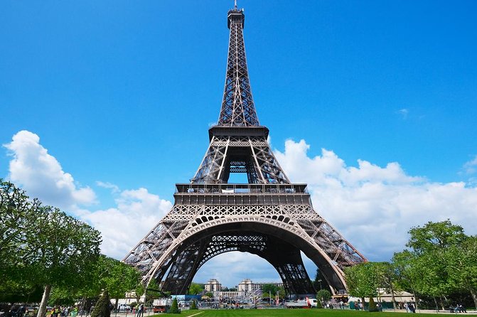 Paris by Rail with Sightseeing Bus and River Cruise - Free Time and Shopping Opportunities