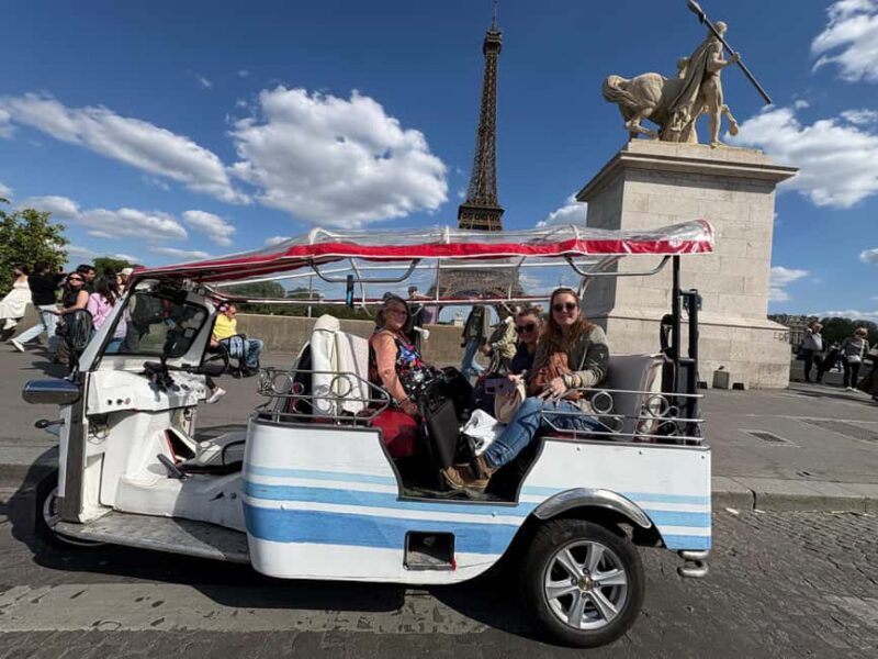 Paris by tuk-tuk: 2-hour Private Tour of Iconic City Landmarks - The Eiffel Tower and Its Surroundings