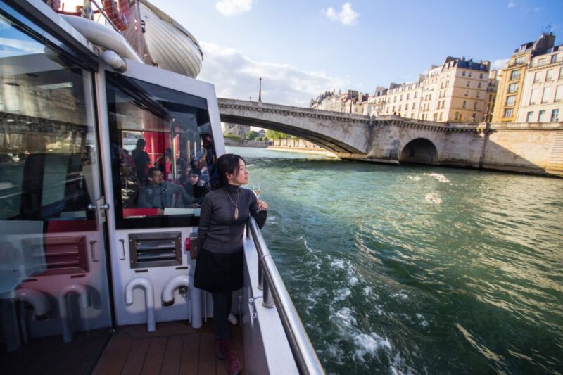 Paris: Champagne Tasting Cruise Departure from Eiffel Tower - The Value and What Sets This Tour Apart