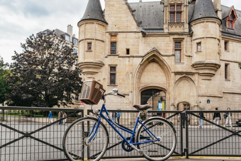 Paris: Charming Nooks and Crannies Bike Tour - Practical Details: Meeting Point and Group Size