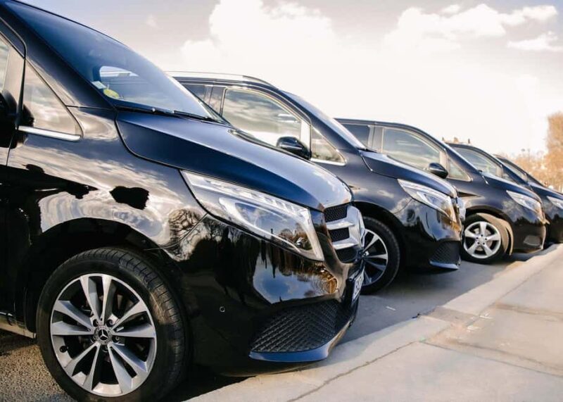 Paris: Château de Vaux-le-Vicomte Private VIP Tour - Comparing Vaux-le-Vicomte to Versailles