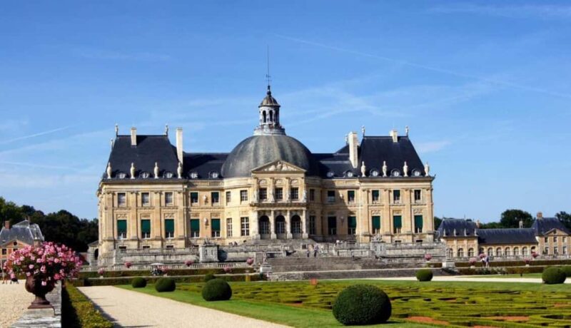 Paris: Château de Vaux-le-Vicomte Tour with Private Transfer - Discover the Grand Beauty of Château de Vaux-le-Vicomte with Private Transfer