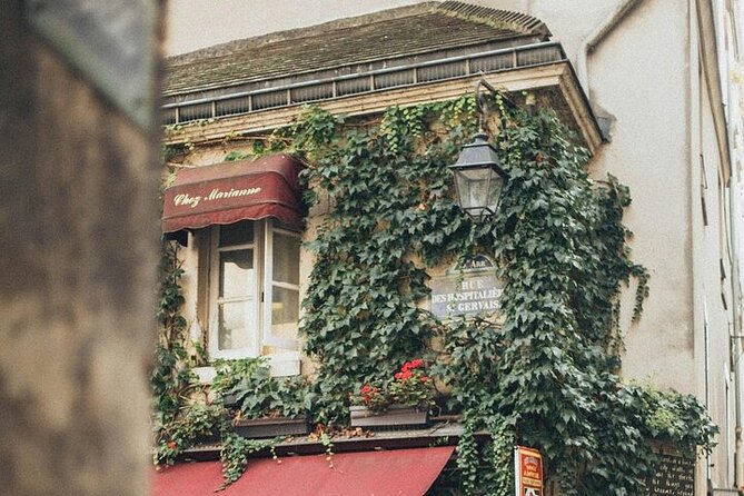 Paris Chocolate Pastry Tour Award-Winning Desserts & Hidden Gems - Ending at the Iconic Place des Vosges