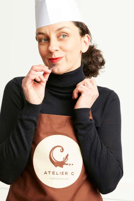 Paris: Chocolate Tasting and Secrets with a Master Chocolatier - Starting the Experience: The Scent of Cocoa and Initial Tasting