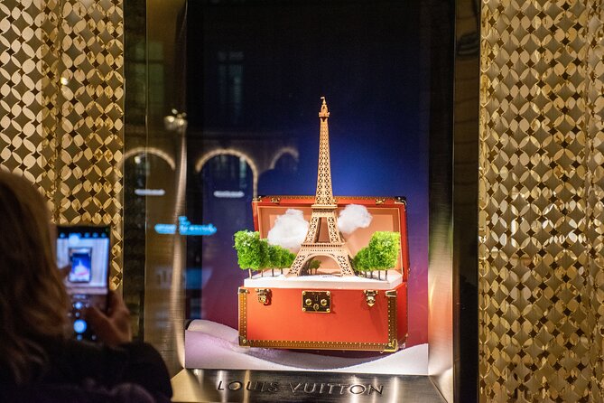 Paris Christmas Lights Small Group Walking Tour with Local Guide - Discover Paris’s Secret Christmas Streets on a Guided Walk