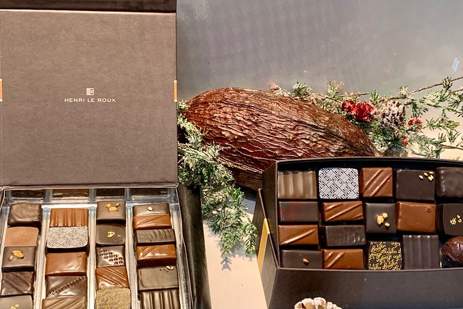 Paris Christmas Market & Chocolate Private Tour with Local Guide - Value and Booking Insights