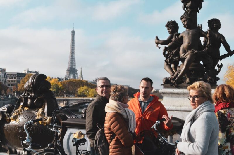 Paris: City Highlights Bike Tour - Key Points