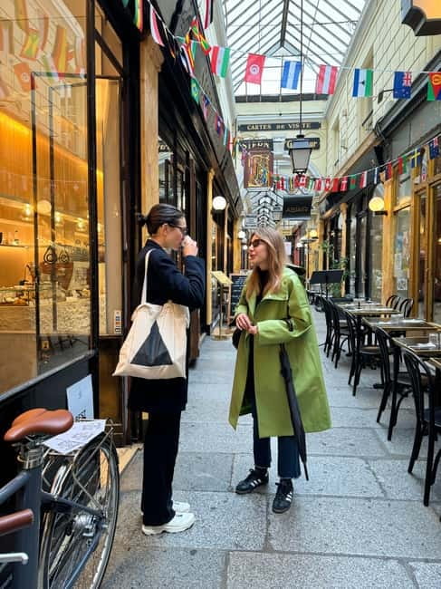 Paris: Coffee Roasting Workshop in Passage des Panoramas - Tasting and Enjoying a French Pastry