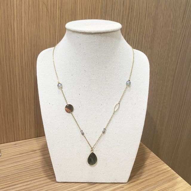 Paris: Create Your Own DIY Jewelry Souvenir Workshop - Discover the Charm of Oscar Bijouxs Jewelry Workshop in Paris