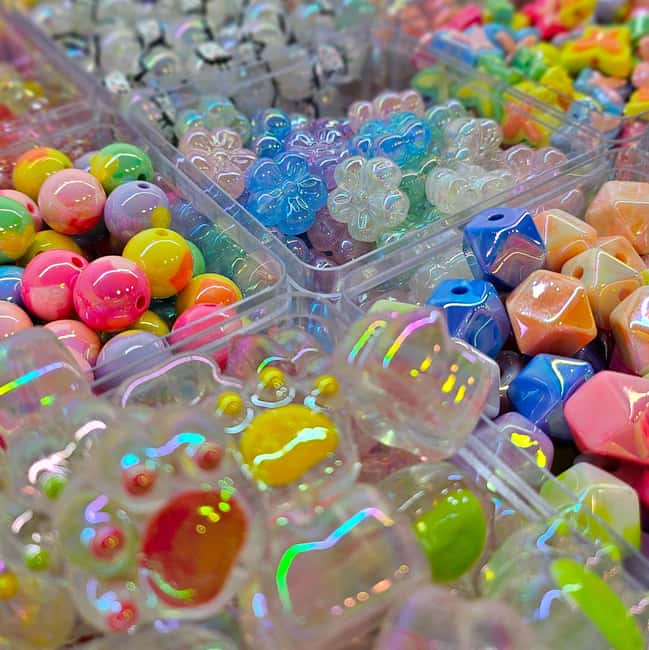 Paris: Create your phone strap, bag or keychain - Final Thoughts on the Jewelry Workshop in Paris