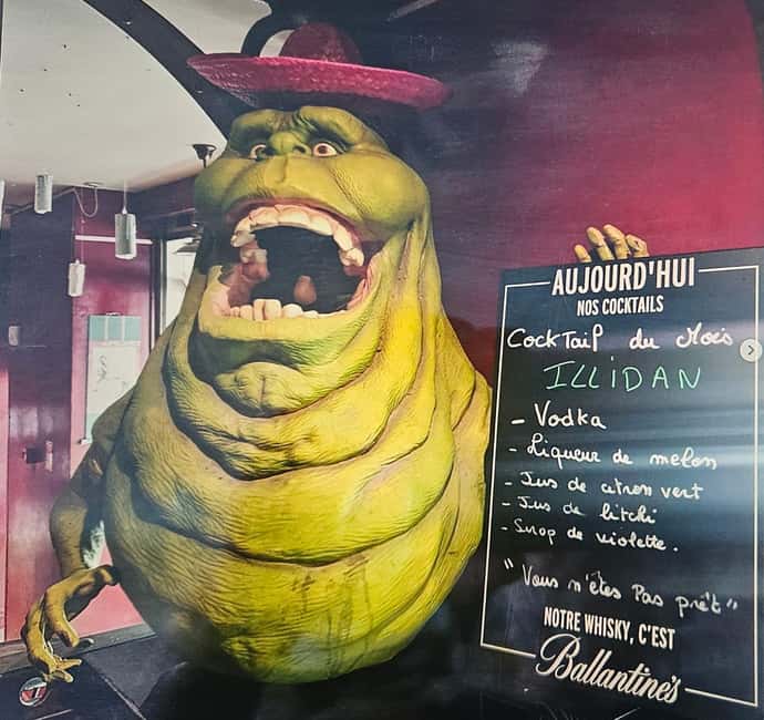 Paris: Darkest Tales,A Night of Secrets & Legendary Bar Tour - The Guide’s Style and Group Experience