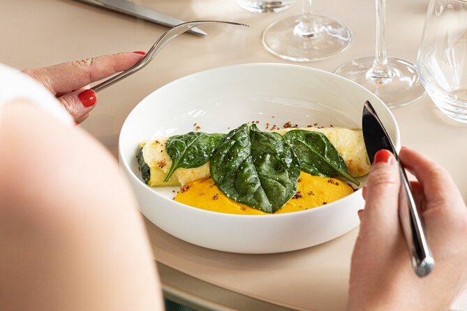 Paris Earliest Lunch at Eiffel Tower Madame Brasserie Restaurant - The Experience of Visiting Madame Brasserie