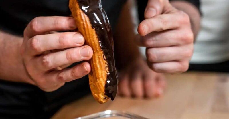 Paris: Eclair and Choux Pastry Making Class - Personalizing Your Éclairs with Toppings and Fillings