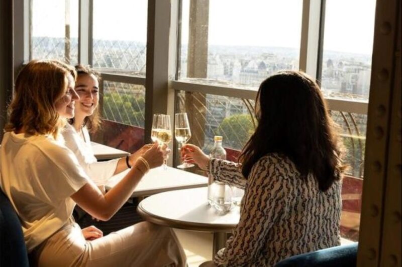 Paris: Eiffel Lunch, 2nd Floor or Summit Ticket & Cruise - Dining at Madame Brasserie with Views of the Eiffel Tower