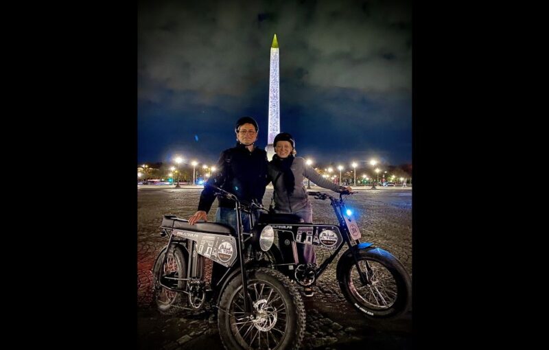 Paris: Eiffel Tower and Notre Dame Night Tour by E-Bike - Key Points