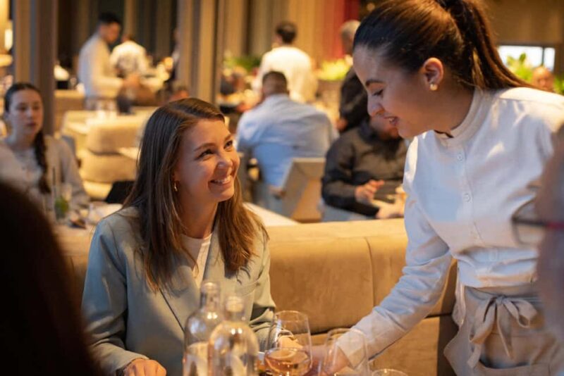 Paris: Eiffel Tower Dining, Gustave Menu at Madame Brasserie - Key Points