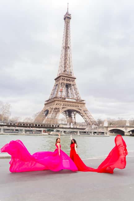 Paris: Eiffel Tower Flying-Dress Photoshoot jonadress - Key Points