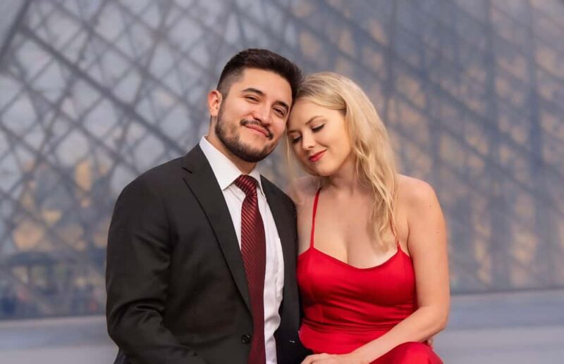 Paris: Eiffel Tower & Louvre Photoshoot with High-End Edits - Capture Parisian Memories with a High-End Photoshoot in Front of the Eiffel Tower and Louvre