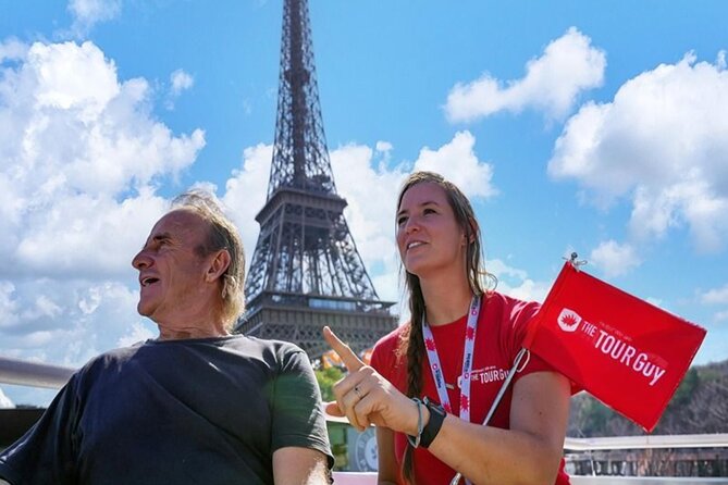 Paris Eiffel Tower, Notre Dame, Louvre and Montmartre Guided Tour - Exploring Île de la Cité and Its Historic Sites