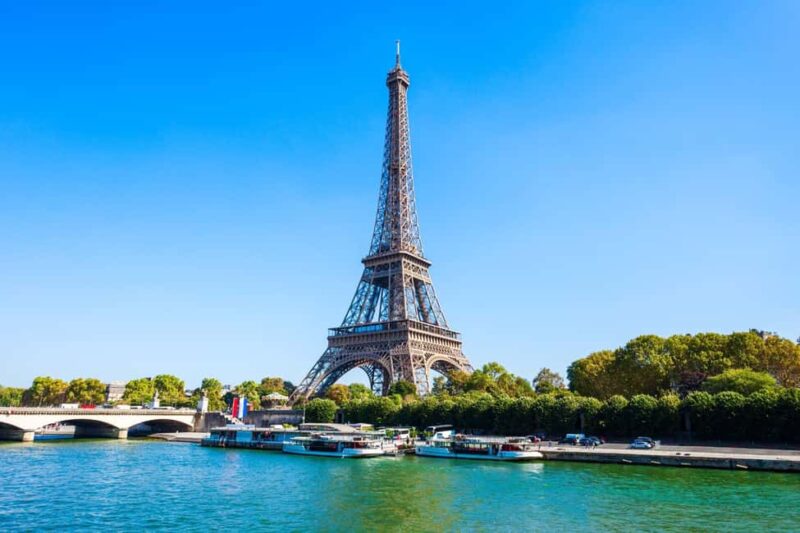Paris: Essential City Pass for Top Attractions - How the Guided Tours Bring Paris to Life