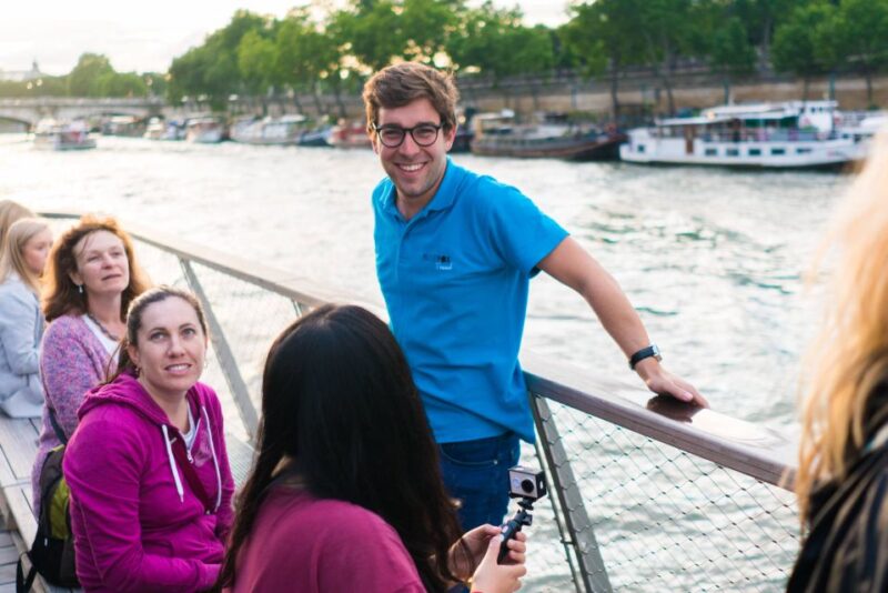 Paris: Evening Bike and Boat Tour - The 15-Minute Bike Ride to Notre-Dame and Beyond