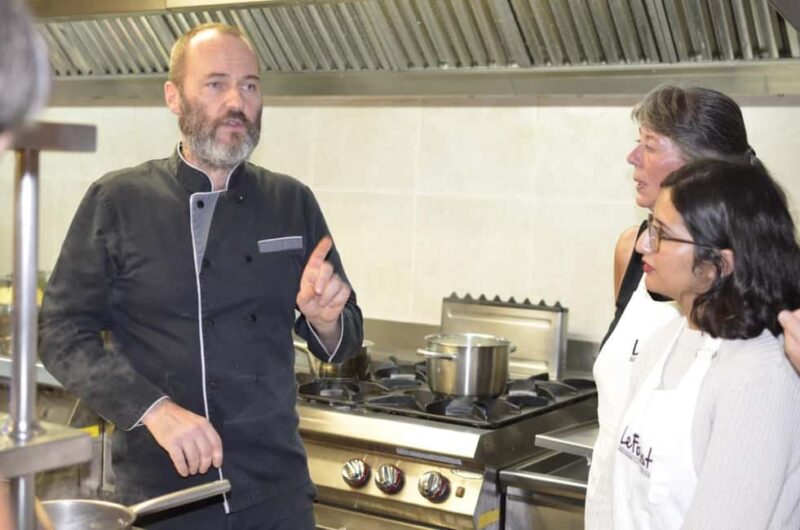 Paris: Evening Cooking Class with Optional Market Visit - Visiting the Paris Latin Quarter Market