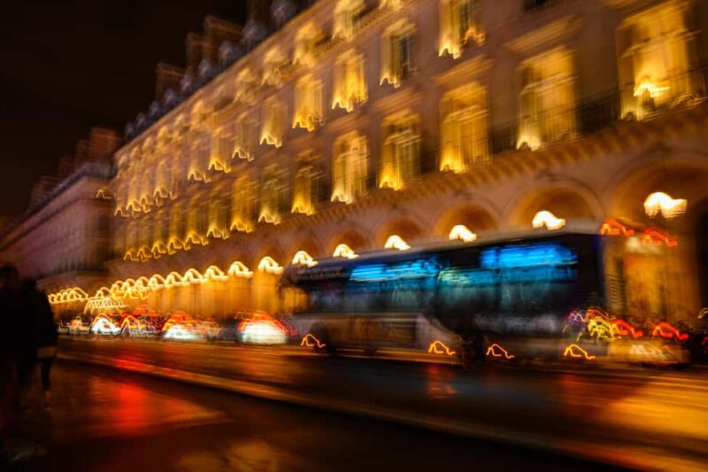 Paris: Experience the magic of Christmas with a pro photographer - From the Meeting Point to the Sunset on the Bridge