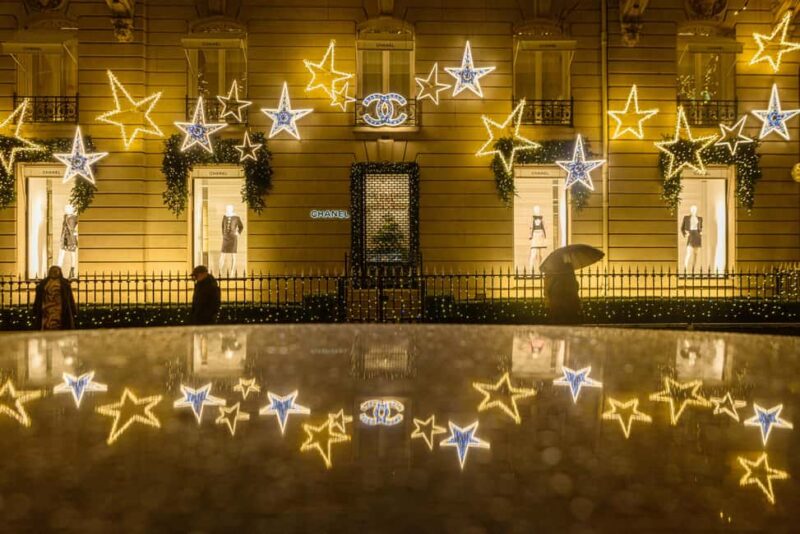 Paris: Experience the magic of Christmas with a pro photographer - The Grandeur of Place Vendôme and Lafayette