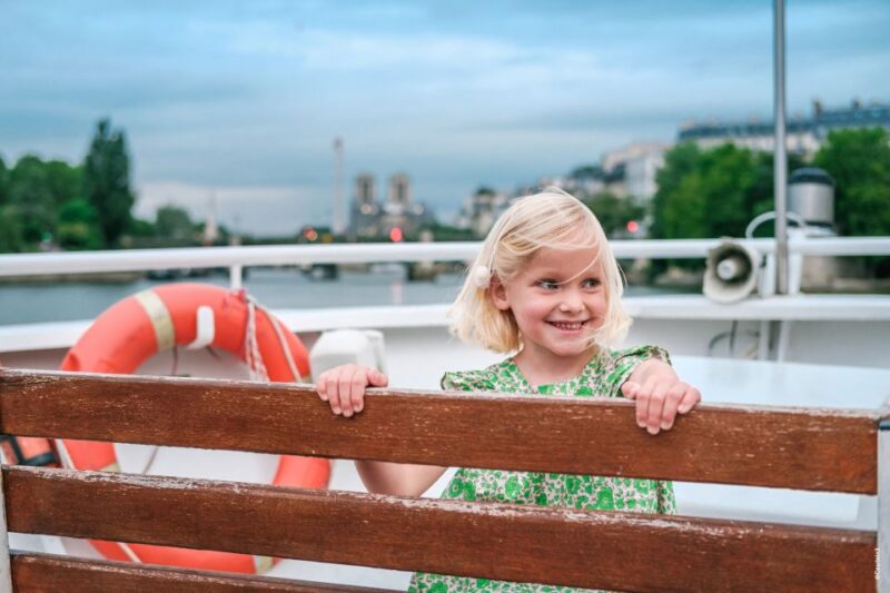 Paris: Family-Friendly River Seine Guided Cruise - Customer Satisfaction and Common Feedback