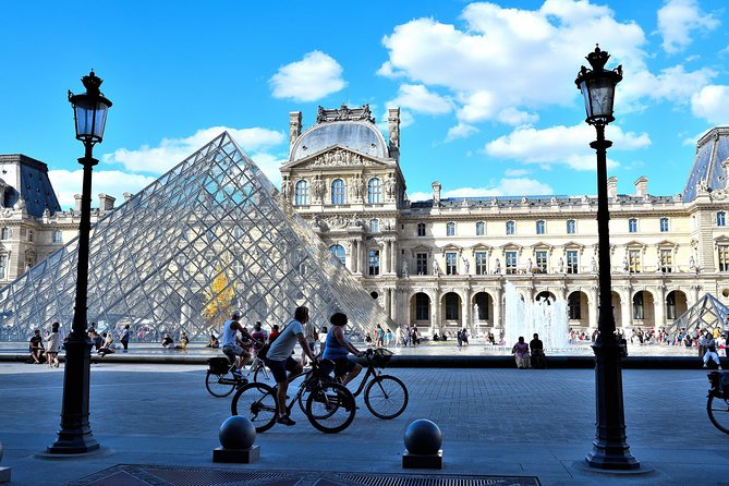 Paris Famous Landmarks PhotoWalks Tour - The Benefits of a Private Photography Tour