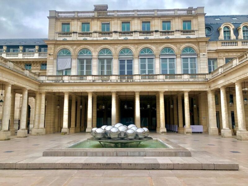 Paris: Fashion History Walking Tour in the Heart of Paris - The Experience of a Fashion Industry Insider