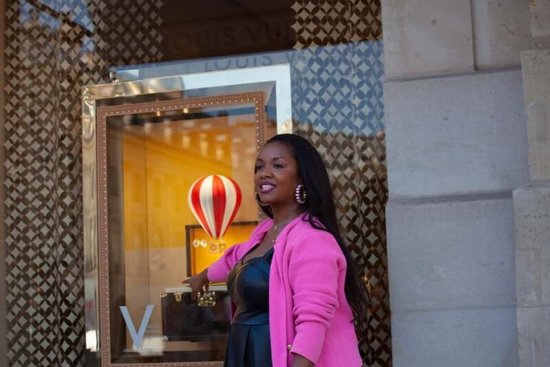 Paris Fashion Icons: Chanel, Louis Vuitton & Perfume - Key Points