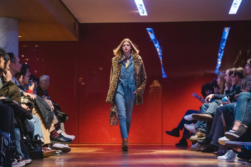 Paris: Fashion Show at Galeries Lafayette Haussmann - The Reviews: Highlights and Practical Tips