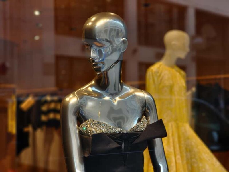 Paris Fashion Week Edition: Haute Couture Walking Tour - Explore Parisian Haute Couture for €59 in a 2-Hour Walking Tour