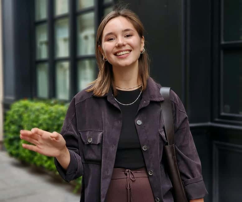 Paris Fashion Week Edition: Haute Couture Walking Tour - Visiting Iconic Locations: From the Rue du Faubourg Saint-Honoré to the Louvre