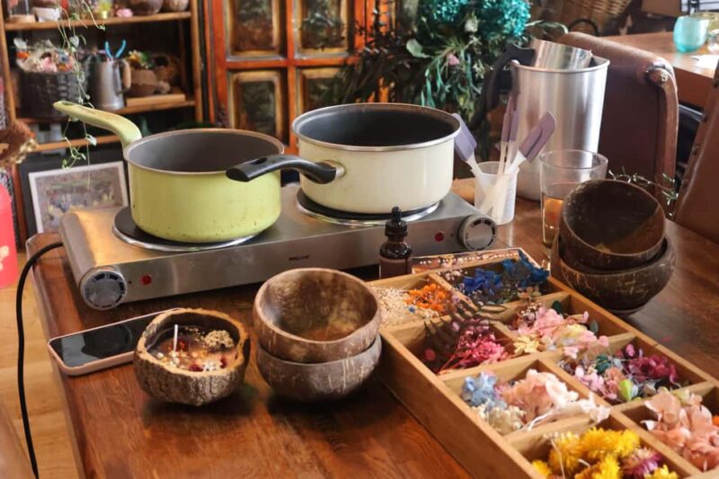 Paris: Floral scented Candle making worskshop - The Candle Making Process with Kimiko