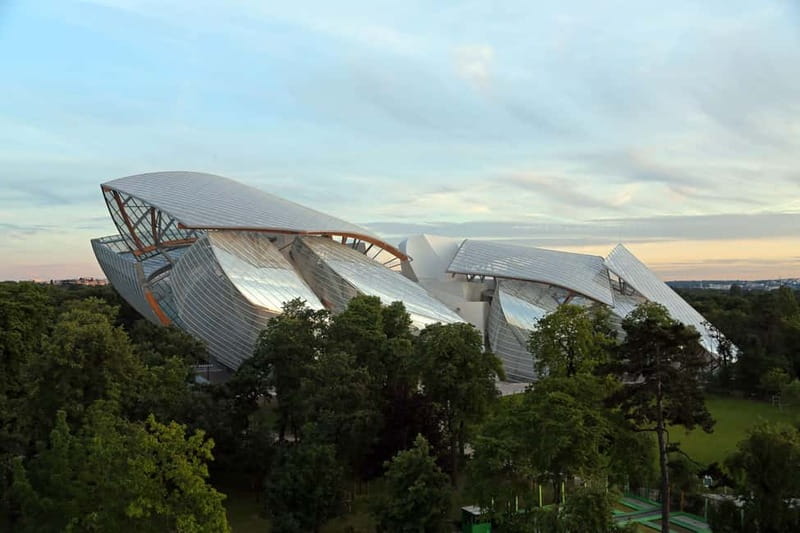 Paris: Fondation Louis Vuitton Premium Access Ticket - The Iconic Frank Gehry Building with Glass Panels