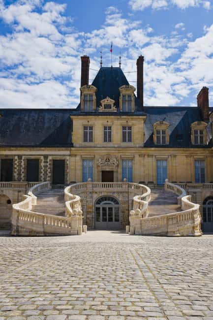 Paris: Fontainebleau and Barbizon Day Trip - Explore the Château de Fontainebleau, a UNESCO World Heritage Site