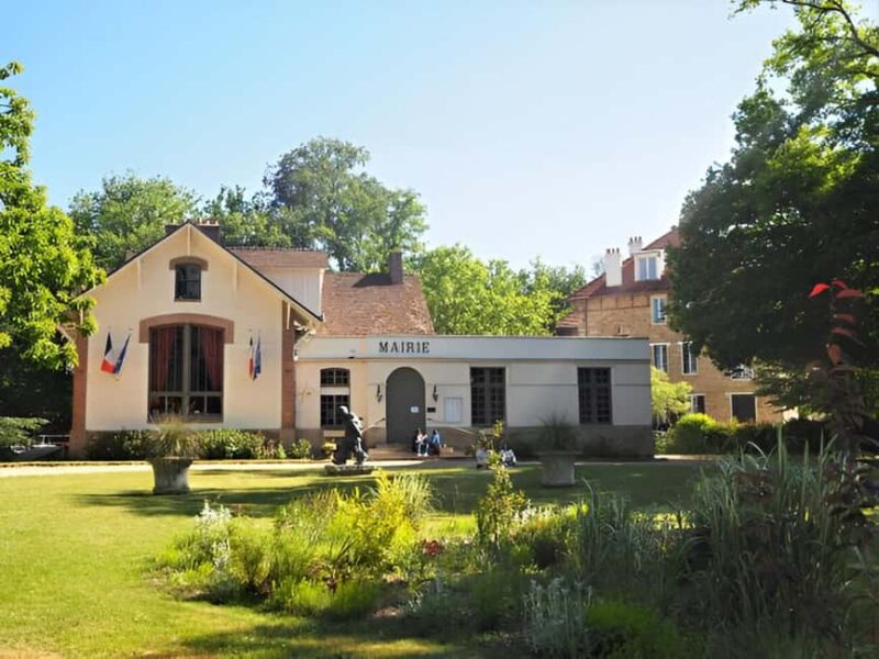 Paris: Fontainebleau and Barbizon Day Trip - Frequently Asked Questions