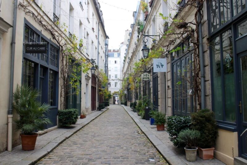 Paris: Food Market Tour in Bastille - Savoring Sweet Treats and Chocolates in Bastille