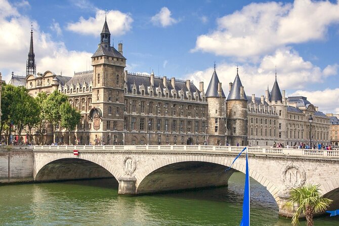 Paris Free Walking Tour (Tip-Based) - Discover the Heart of Paris at Ile de la Cité