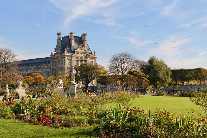 Paris Free Walking Tour (Tip-Based) - Strolling through Place Dauphine and Henri IV Statue