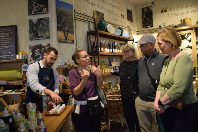Paris: French Cuisine Guided Food Tour in Saint-Germain - The Guide’s Expertise and Approach