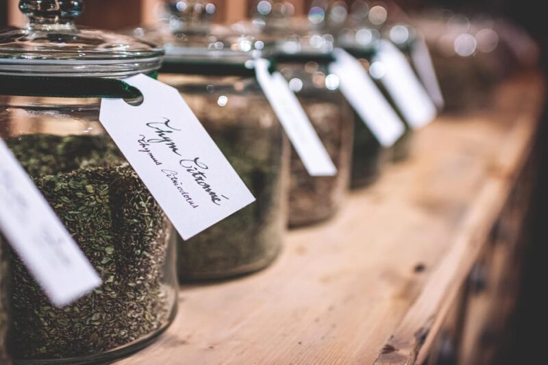 Paris: Gin-Making Workshop with Tasting & Bottle in English - Who Will Appreciate This Gin Workshop?