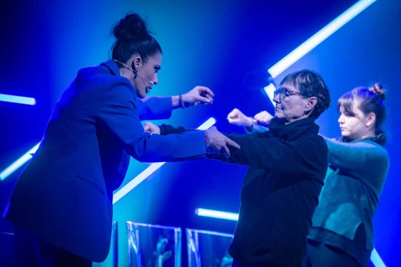 Paris - Giorda's "Hypn'ose" show at the Européen - Meet Giorda: France’s First Female Hypnotist