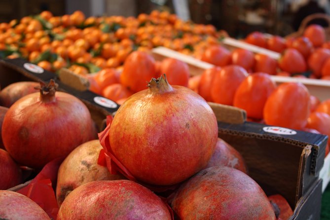 Paris Gourmet French Delicacies Food Tour in Eiffel Tower Area - The Expertise of Your Guide and Personalized Experience